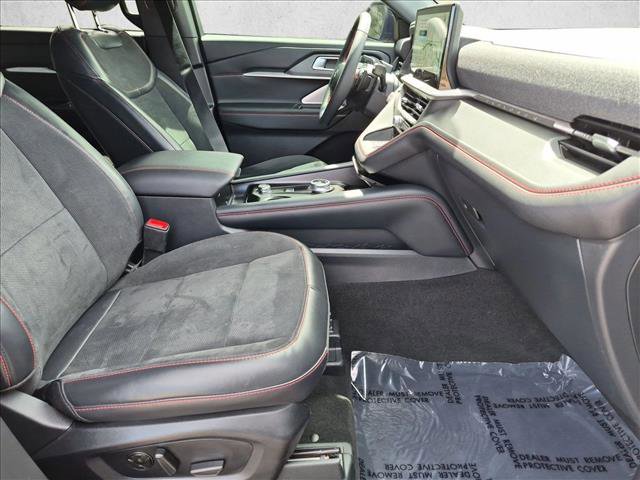 Used 2025 Ford Explorer ST w/ Sun And Sound Package AWD/4WD image 24