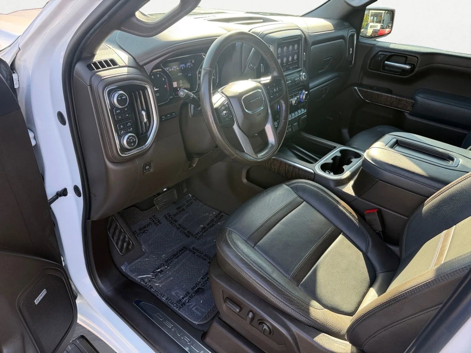 Used 2022 GMC Sierra 1500 Denali w/ Denali Reserve Package AWD/4WD image 15
