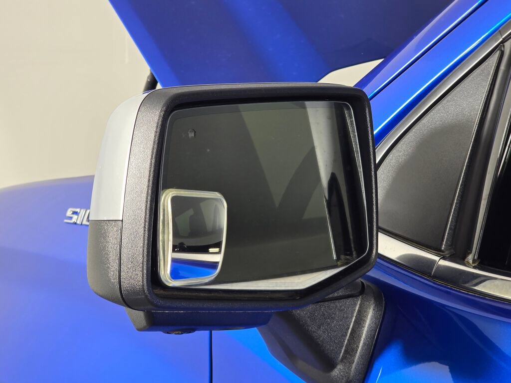 Used 2024 Chevrolet Silverado 1500 LTZ w/ Technology Package image 12