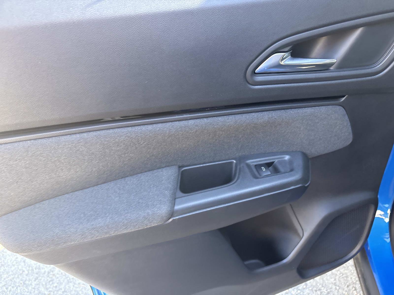 Used 2024 Honda Prologue EX image 9