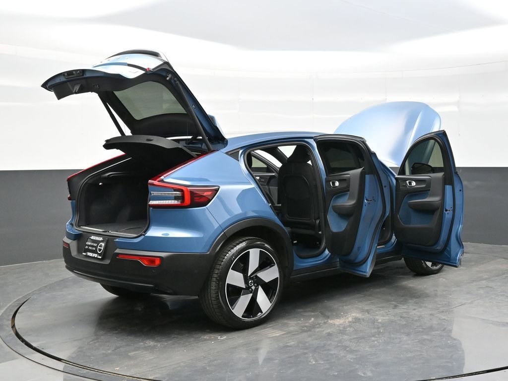 Used 2023 Volvo C40 P8 Recharge Ultimate AWD/4WD image 44