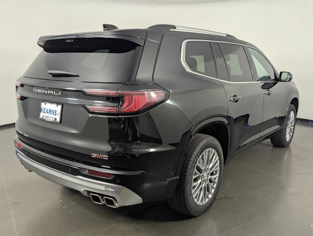 Used 2025 GMC Acadia Denali image 7