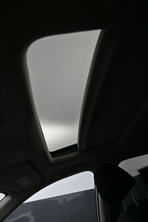 Certified 2025 Honda CR-V EX image 18