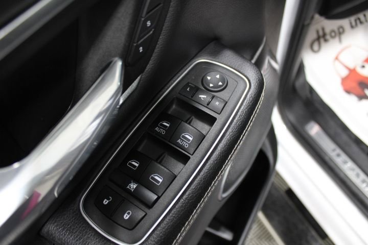 Used 2022 RAM 1500 Laramie image 18