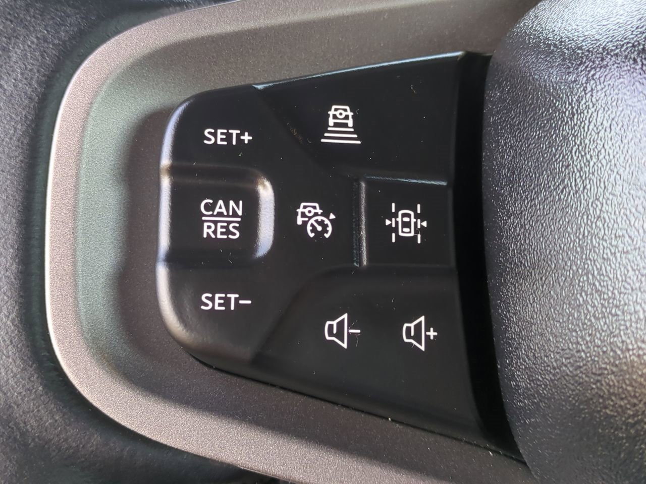 Certified 2025 Ford Bronco Stroppe Edition image 25