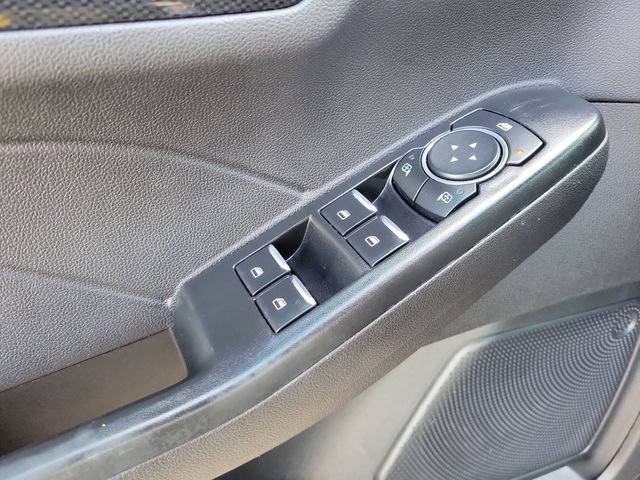 Certified 2025 Ford Escape ST-Line Select AWD/4WD image 24
