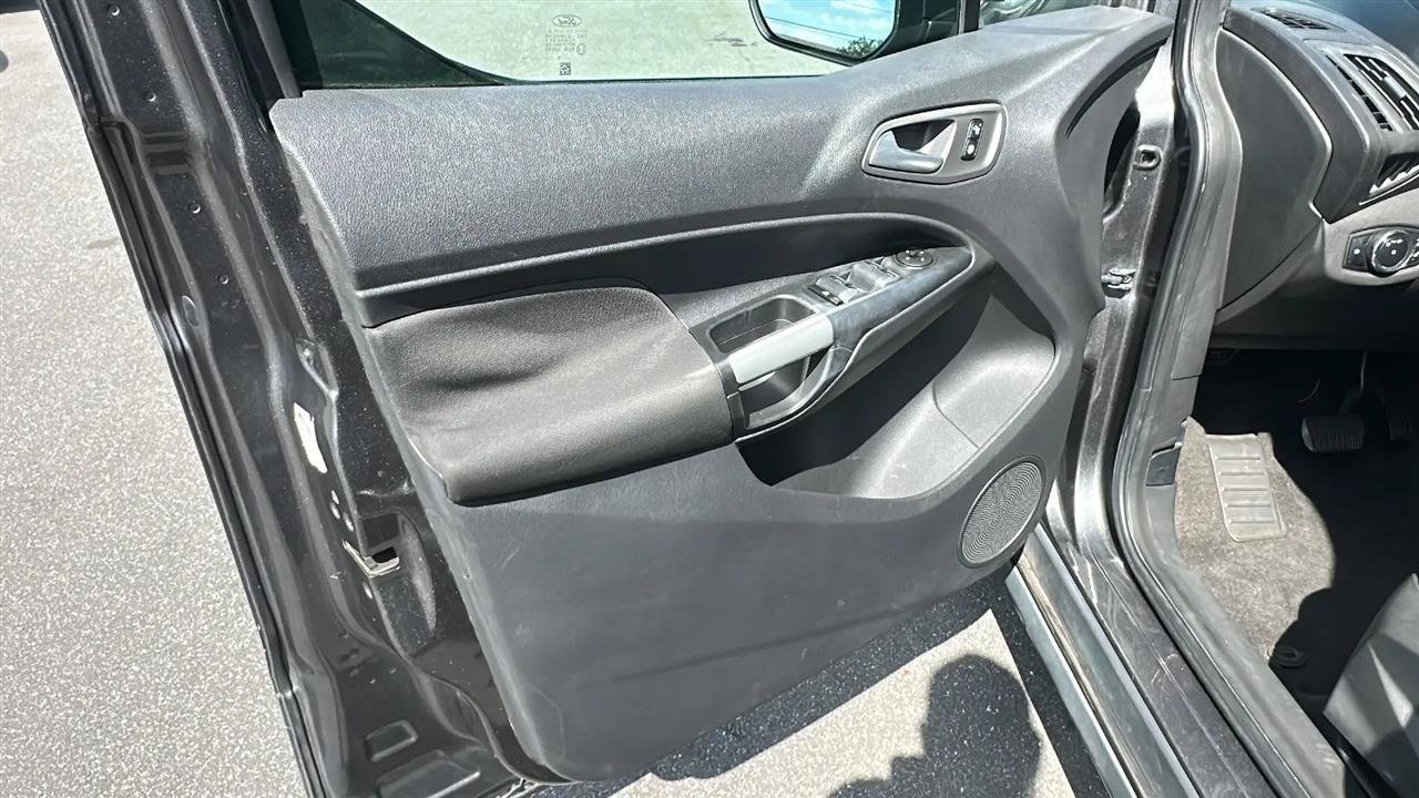 Used 2016 Ford Transit Connect XLT FWD image 19