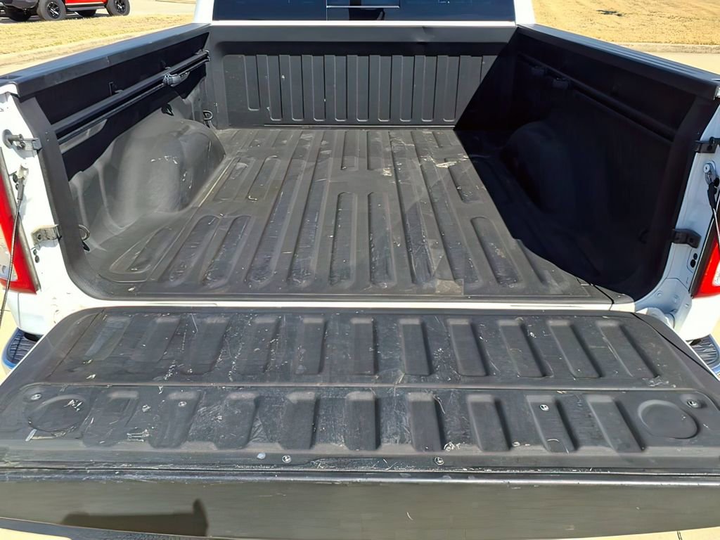 Used 2022 RAM 1500 Big Horn AWD/4WD image 23