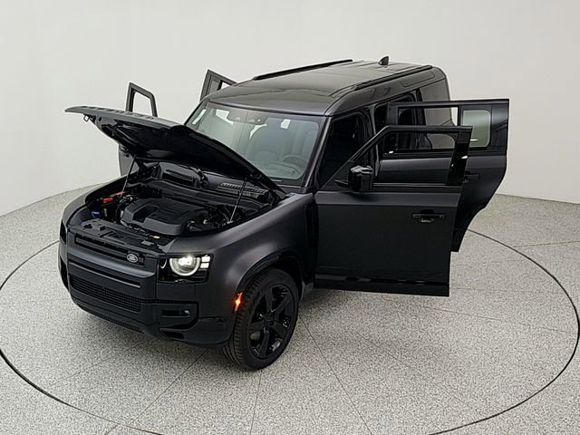 New 2026 Land Rover Defender 110 X-Dynamic SE AWD/4WD image 37