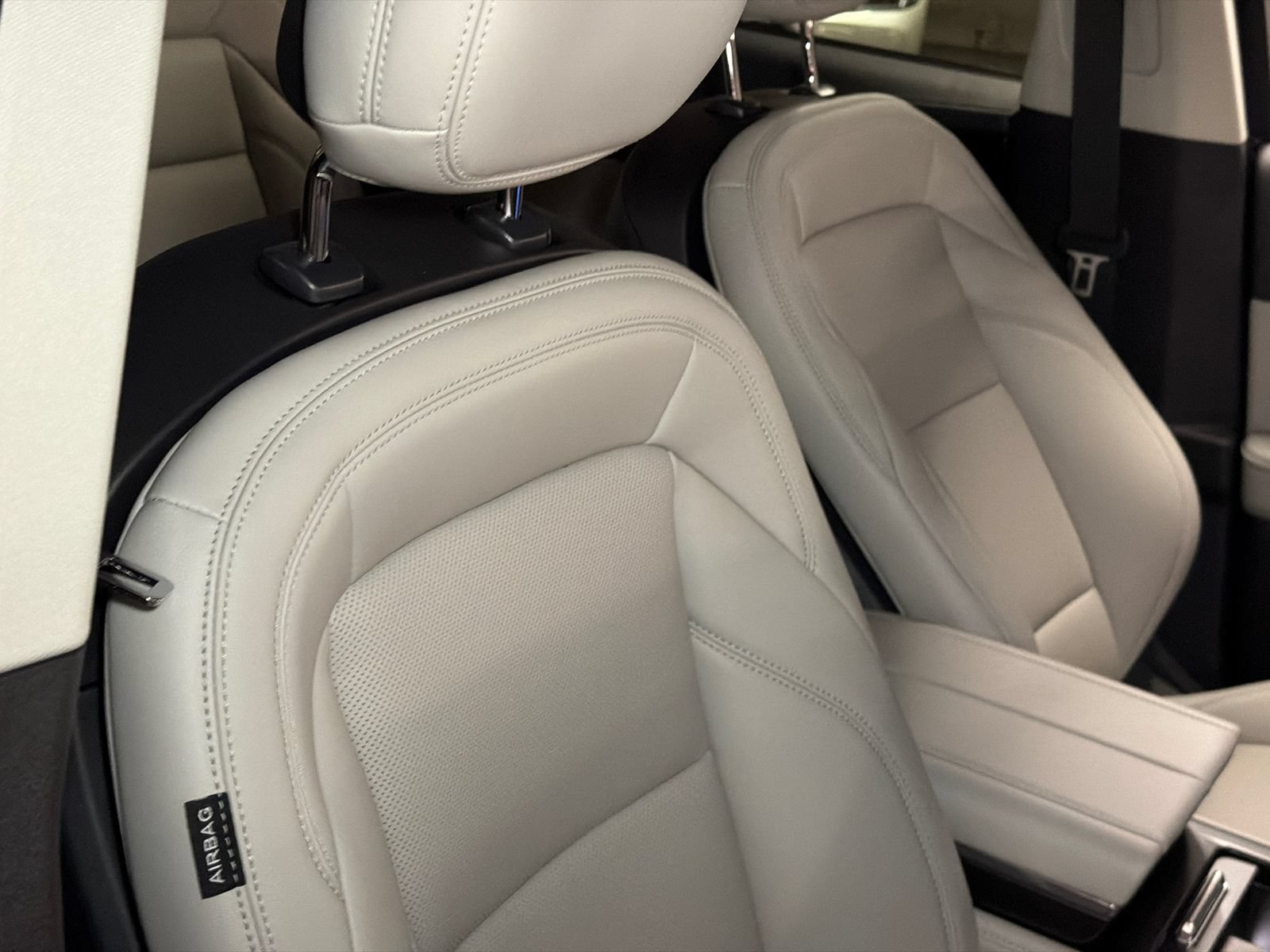 New 2026 Lincoln Nautilus Premier AWD/4WD image 11
