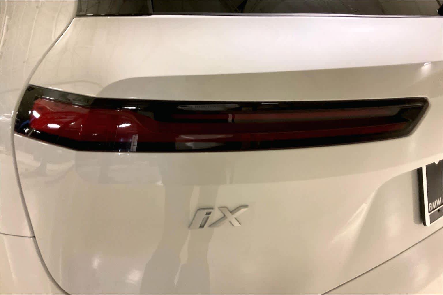 New 2026 BMW iX xDrive60 image 14