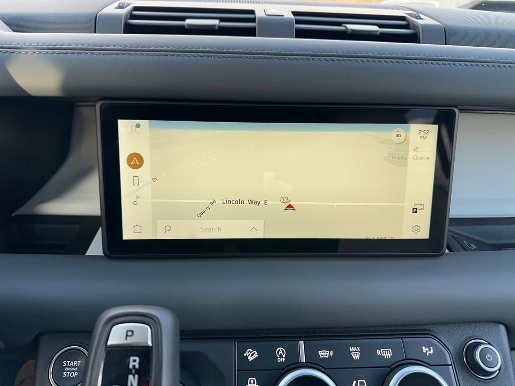 Used 2024 Land Rover Defender 110 S image 24