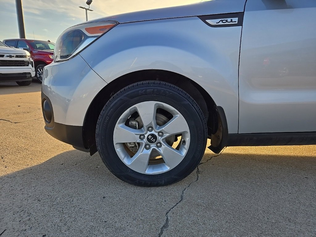Used 2018 Kia Soul image 11