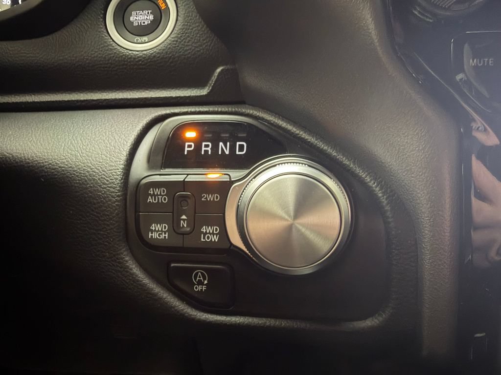 Used 2023 RAM 1500 Laramie AWD/4WD image 15