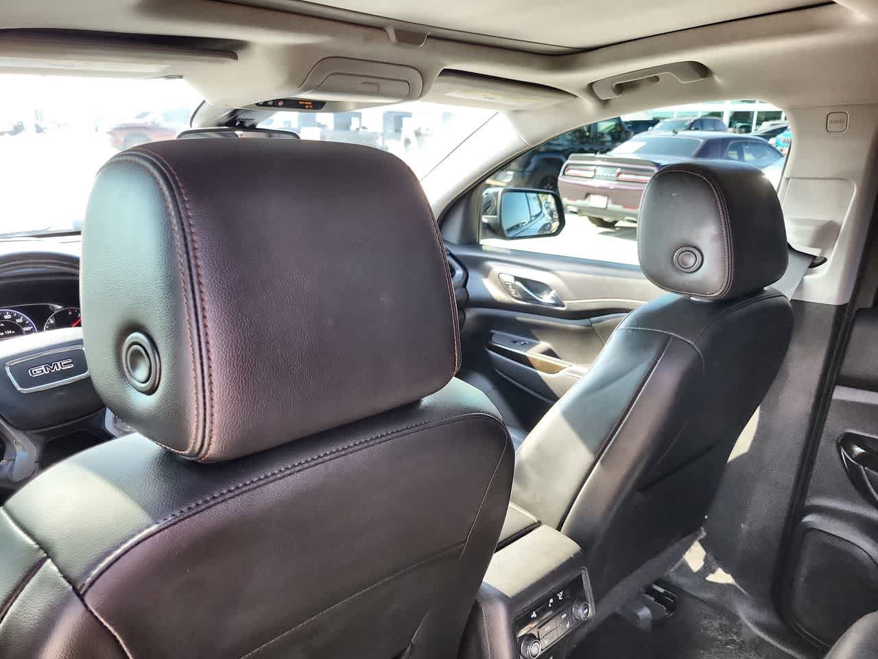 Used 2021 GMC Acadia AT4 w/ Technology Package AWD/4WD image 20