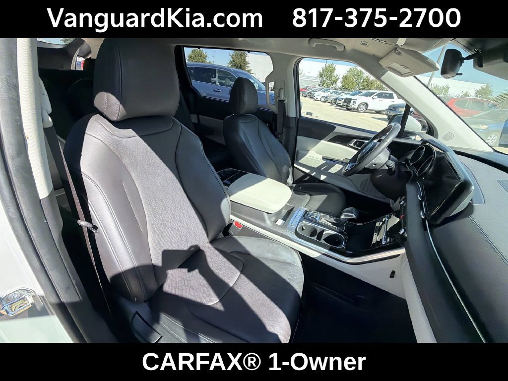Certified 2024 Kia Carnival EX FWD image 28
