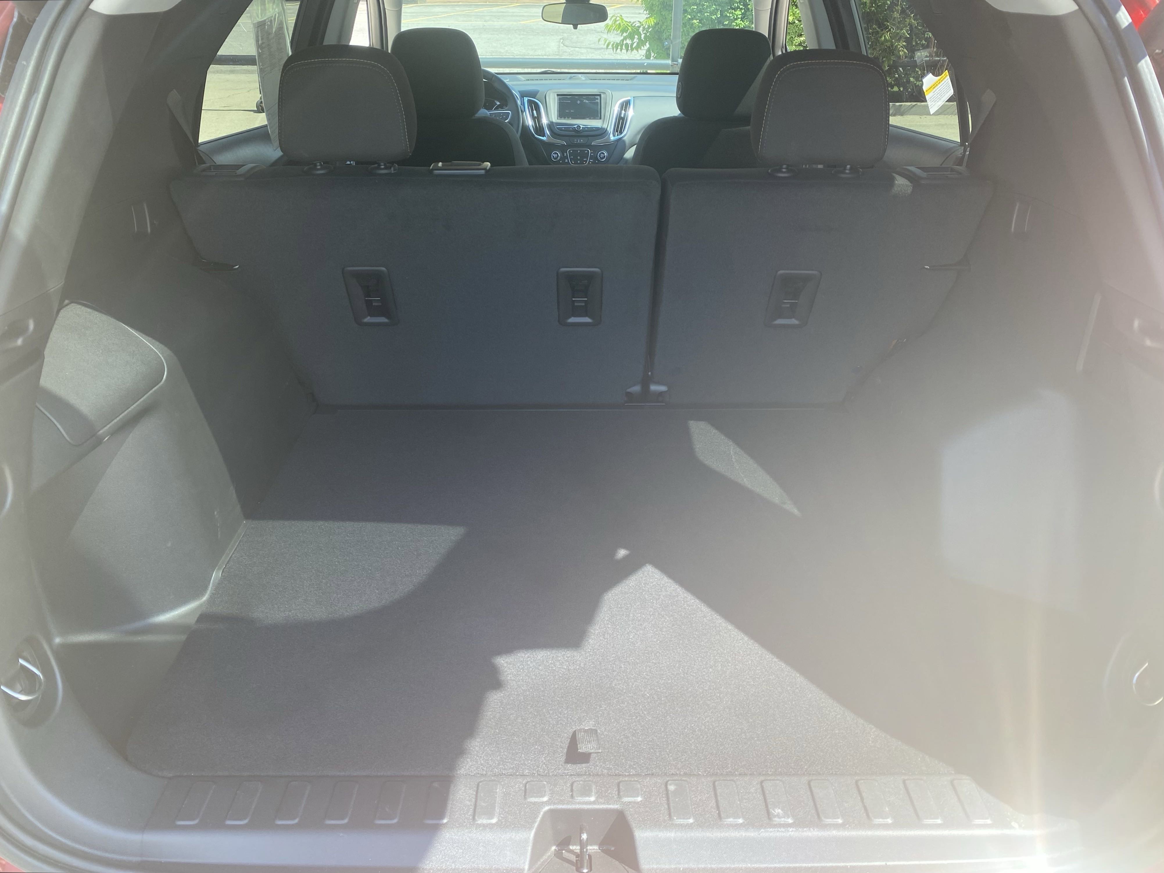 Used 2024 Chevrolet Equinox LT w/ LPO, Floor Liner Package image 21