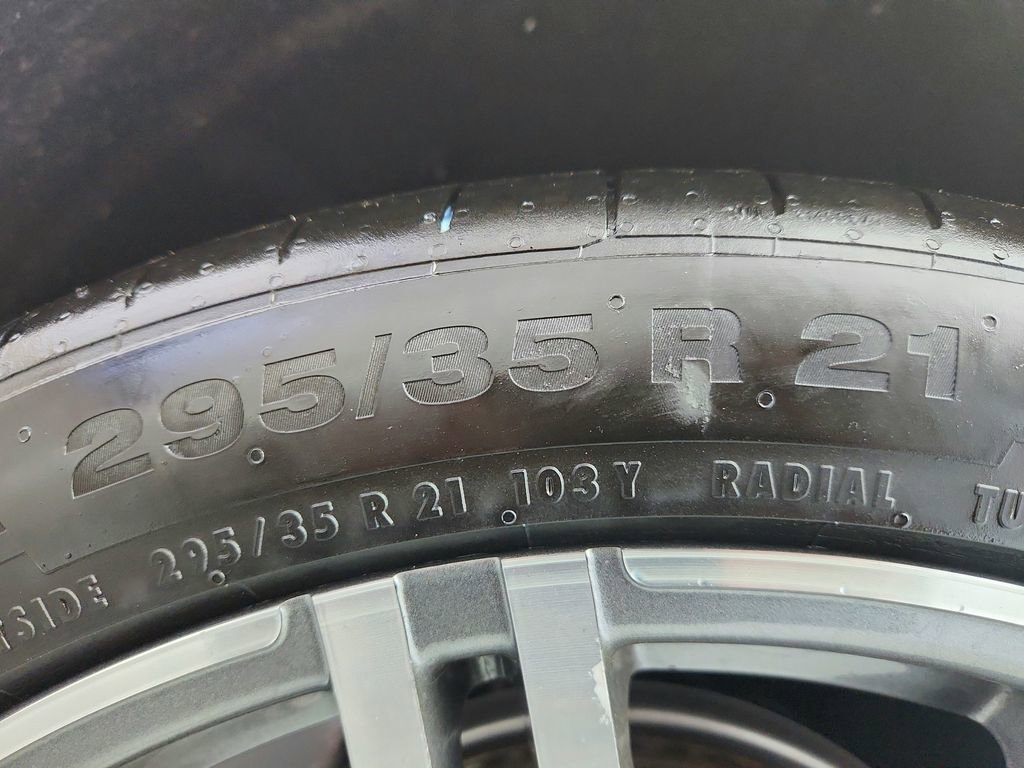 Used 2017 Porsche Macan GTS AWD/4WD image 42