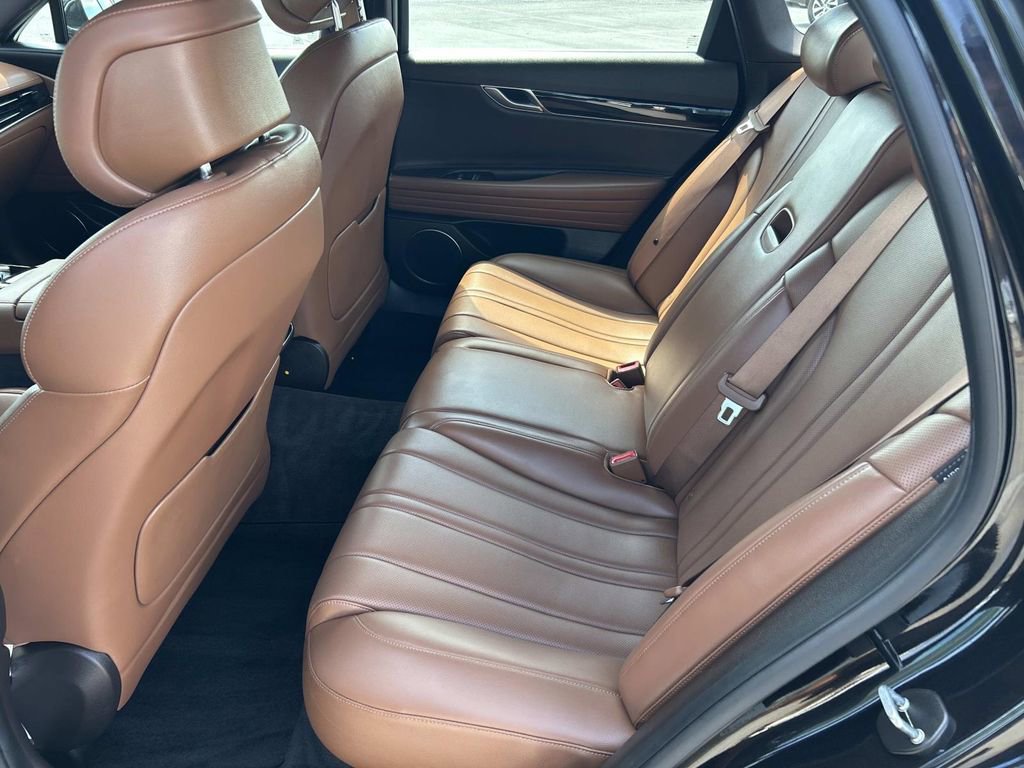 Used 2024 Genesis G80 2.5T image 19