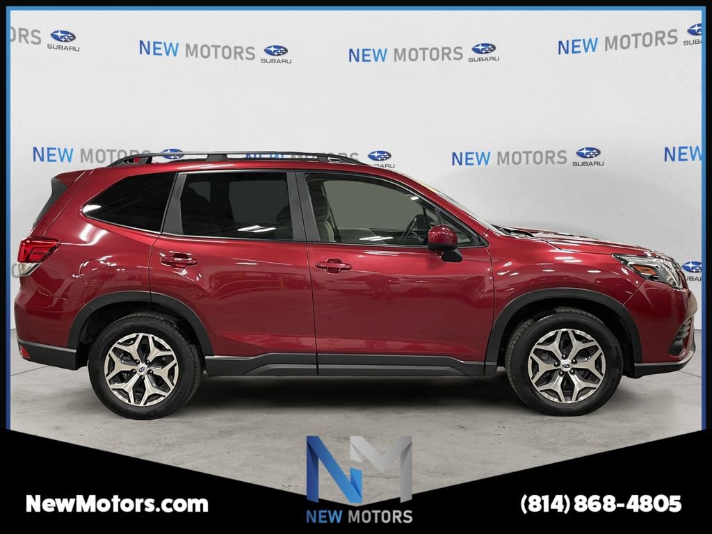 Used 2022 Subaru Forester Premium AWD/4WD image 6