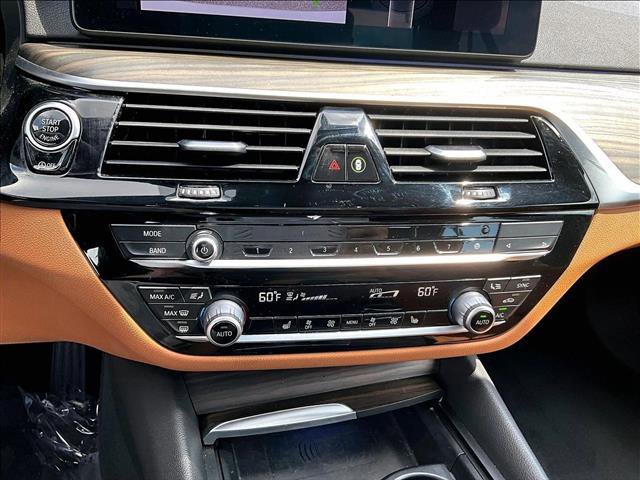 Used 2022 BMW 530i w/ Premium Package image 23