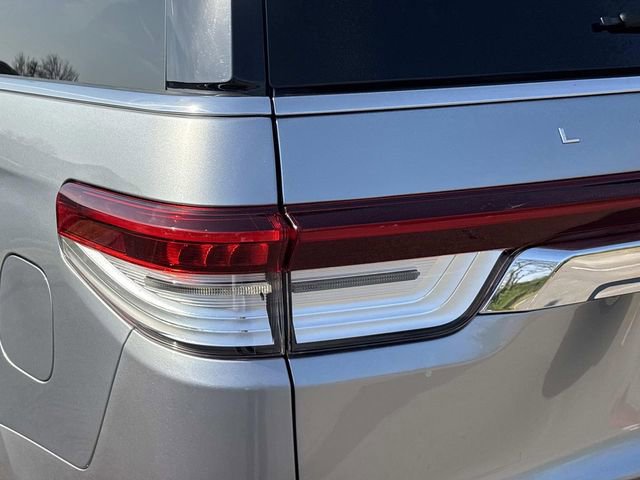 Certified 2024 Lincoln Navigator Reserve image 11