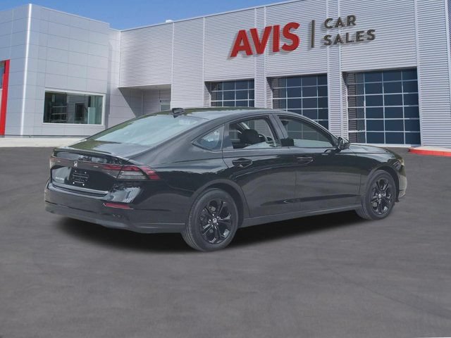 Used 2025 Honda Accord SE image 6
