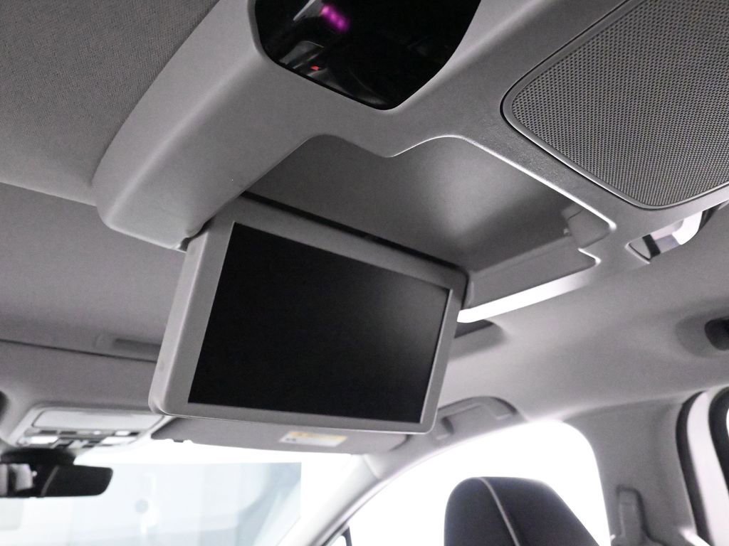 Used 2023 Honda Odyssey Elite image 39