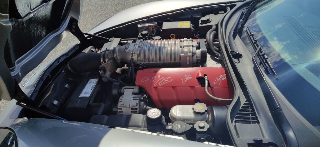 Used 2005 Chevrolet Corvette Coupe w/ Preferred Equipment Group image 3