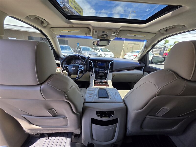 Used 2015 Cadillac Escalade ESV Luxury RWD image 14