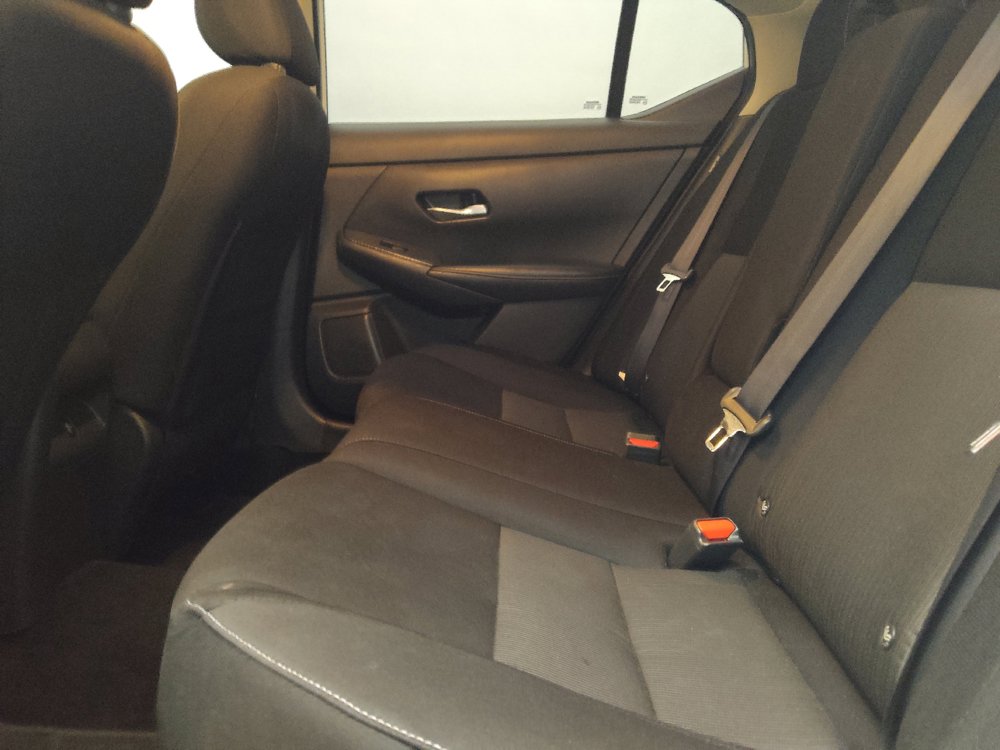 Used 2021 Nissan Sentra SV FWD image 18