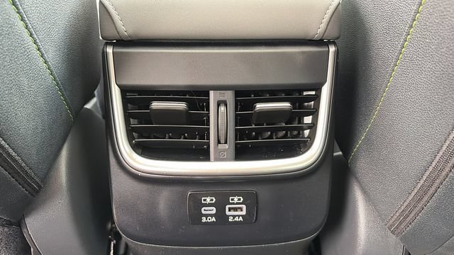 Certified 2025 Subaru Outback Onyx Edition AWD/4WD image 38