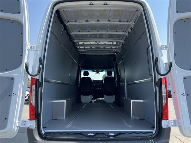 New 2025 Mercedes-Benz Sprinter 2500 image 35