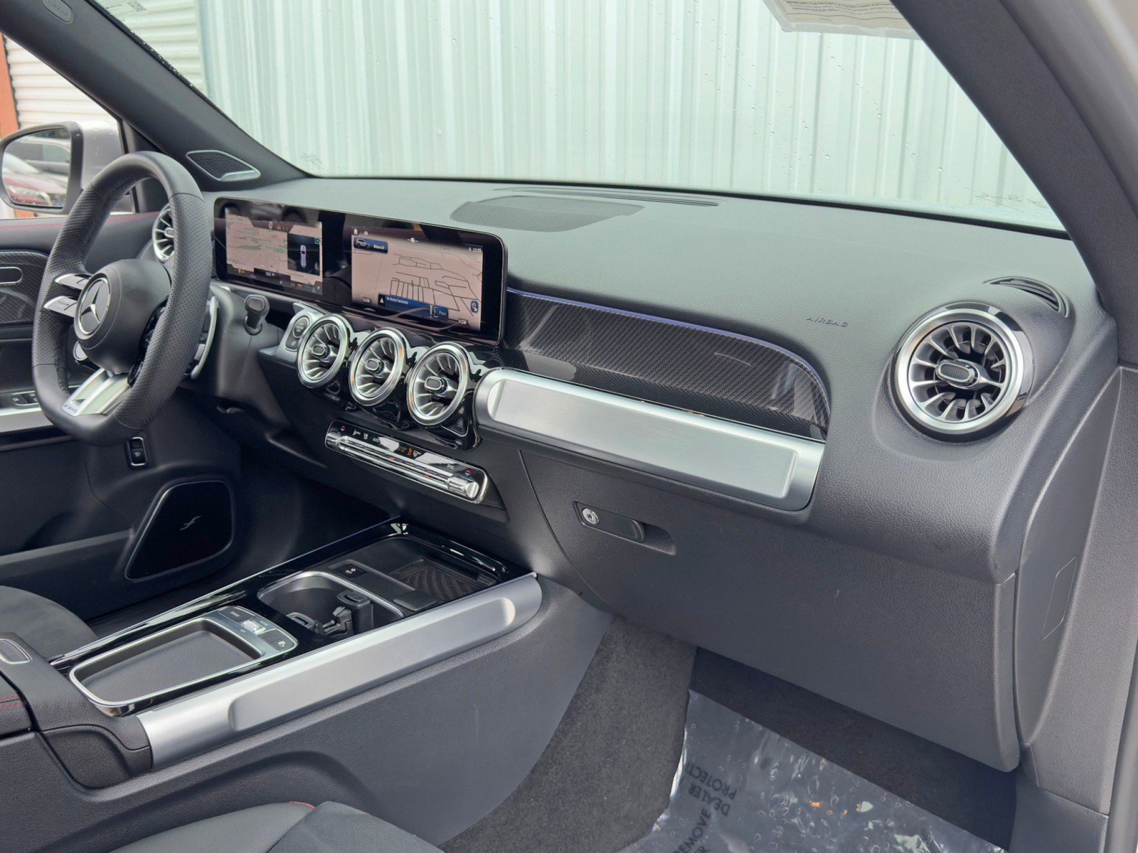 Used 2024 Mercedes-Benz GLB 35 AMG 4MATIC image 15