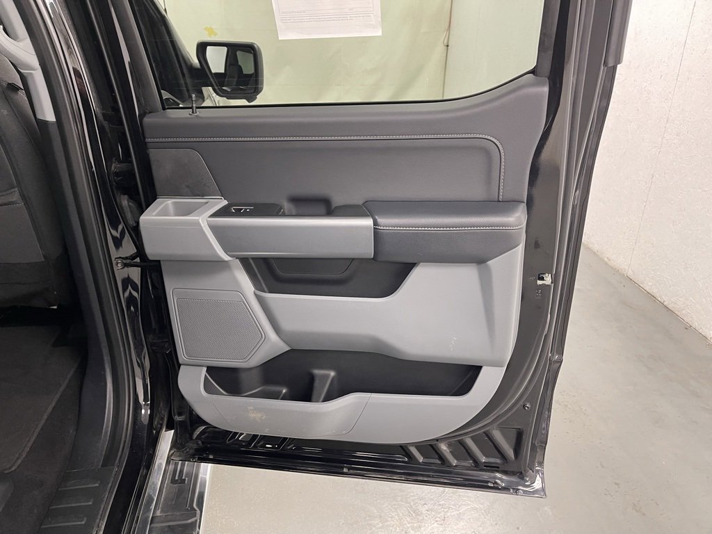 Used 2024 Ford F150 XLT w/ Mobile Office Package image 12