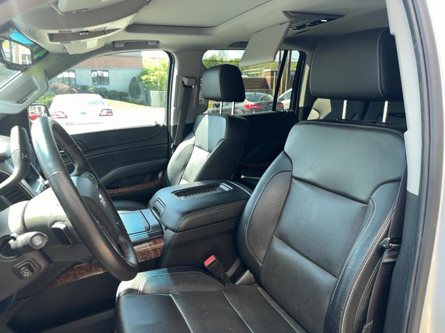 Used 2016 Chevrolet Suburban LTZ AWD/4WD image 20