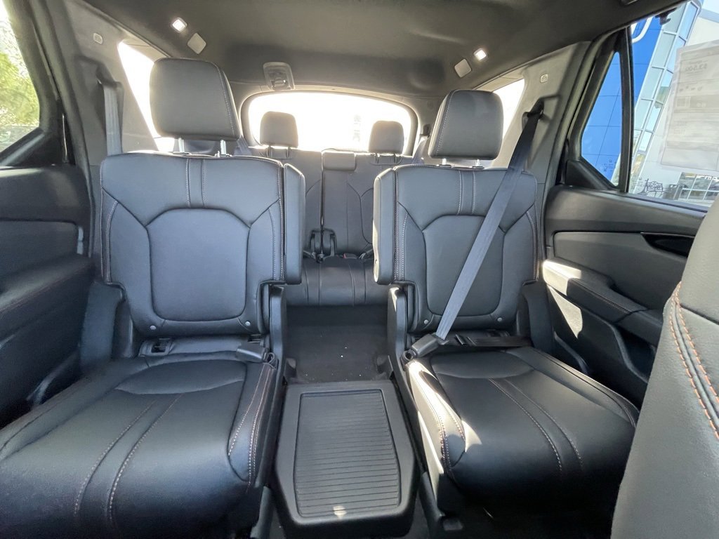 New 2025 Honda Pilot TrailSport image 15