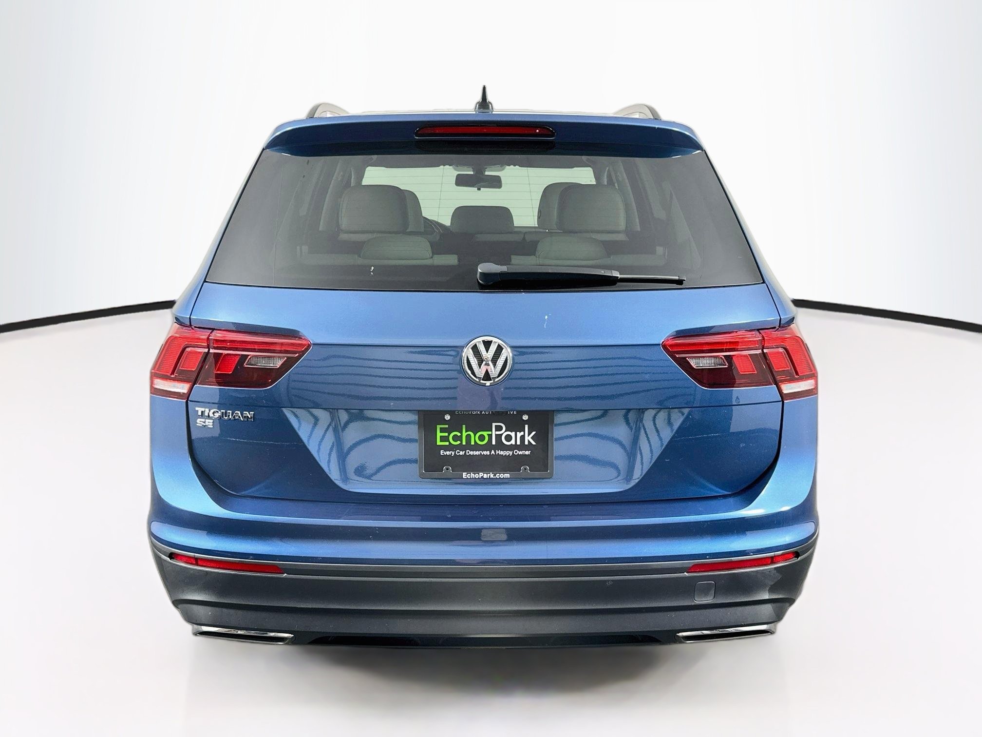 Used 2019 Volkswagen Tiguan SE w/ Panoramic Sunroof Package FWD image 7