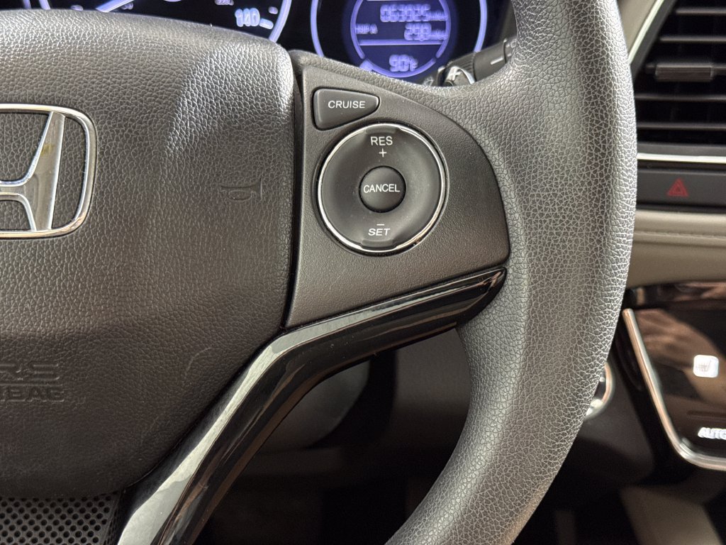 Used 2018 Honda HR-V EX image 16