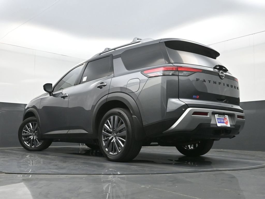 Used 2024 Nissan Pathfinder SL w/ SL Premium Package FWD image 32