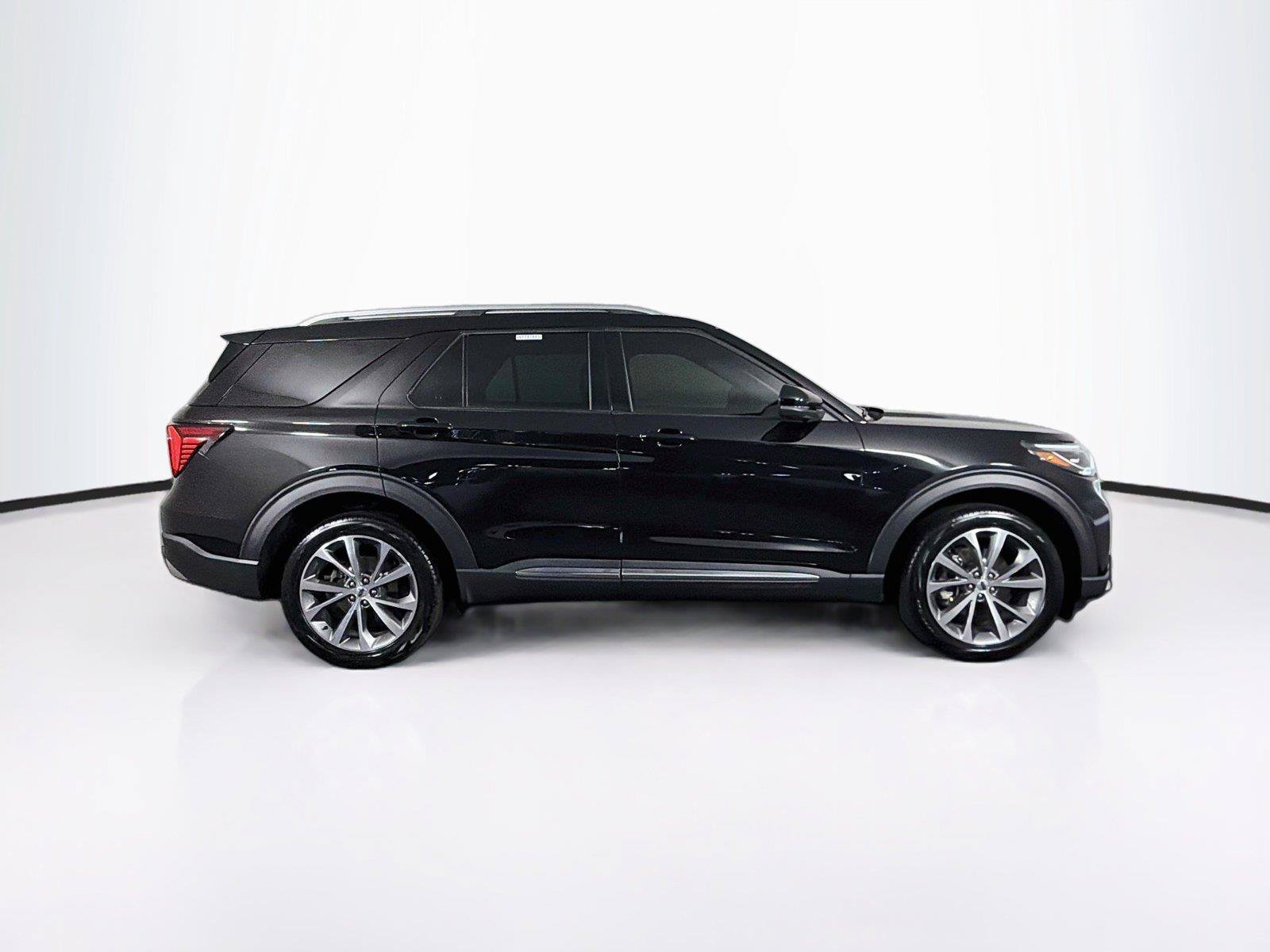 Used 2025 Ford Explorer Platinum w/ Ultimate Package AWD/4WD image 12