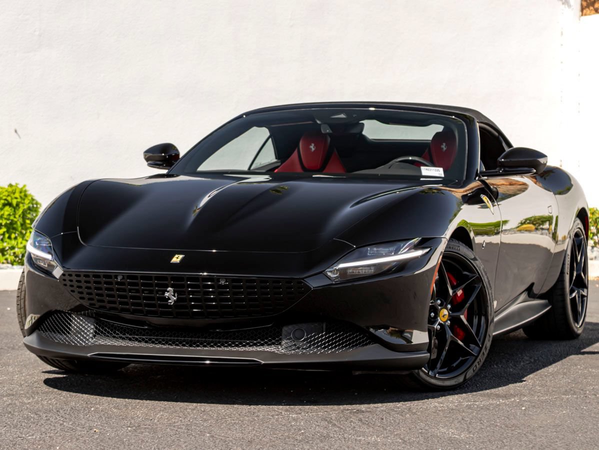 Used 2024 Ferrari Roma Spider RWD image 2