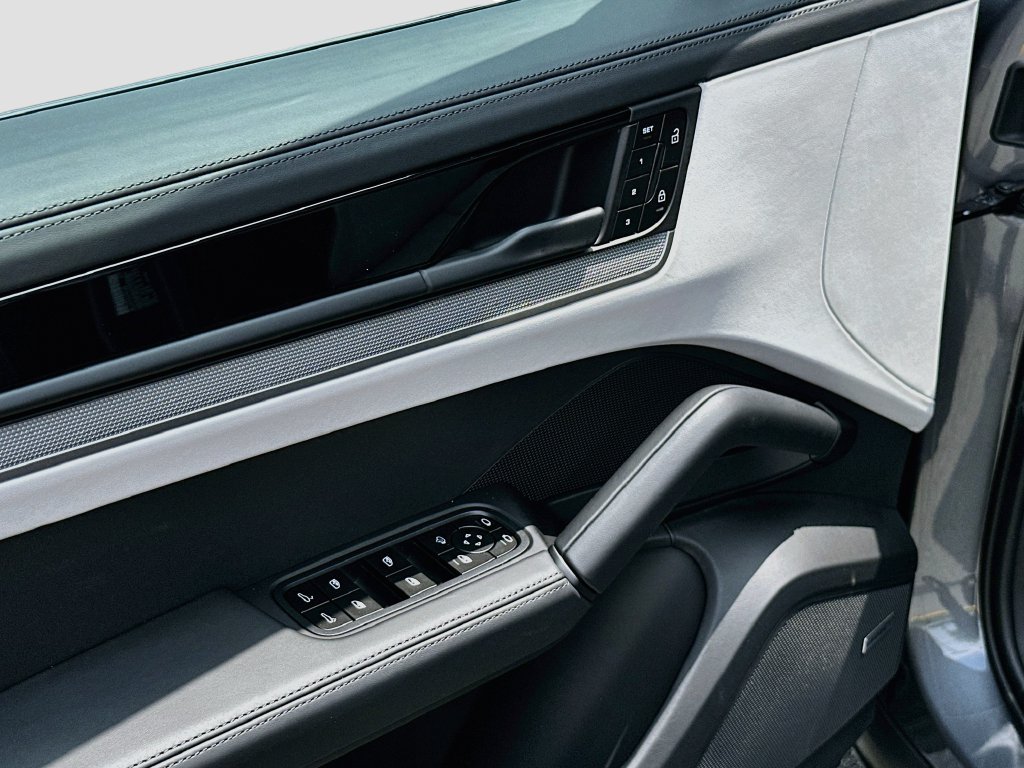 New 2026 Porsche Cayenne AWD/4WD image 20