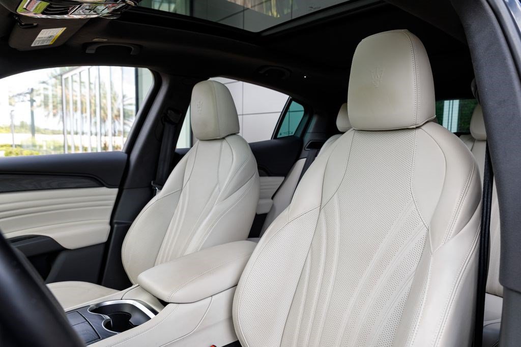 Certified 2023 Maserati Grecale Modena AWD/4WD image 28