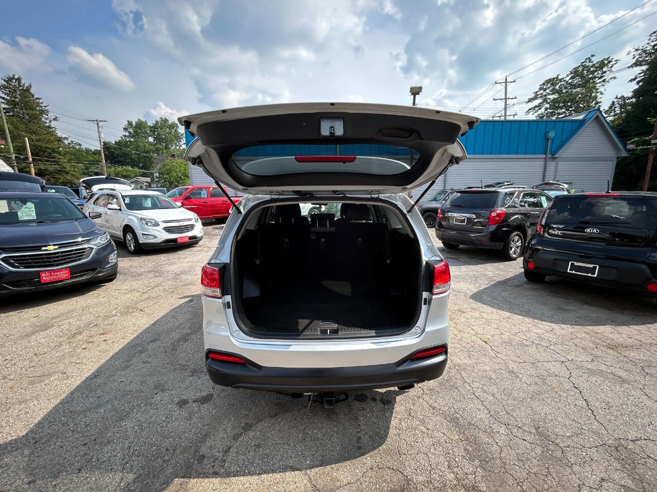 Used 2017 Kia Sorento FWD image 12