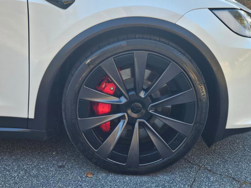 Used 2024 Tesla Model X Plaid image 17