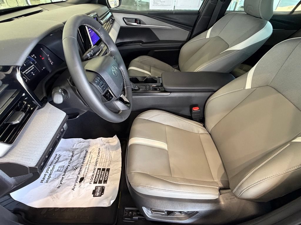 Certified 2026 Toyota Camry SE FWD image 20