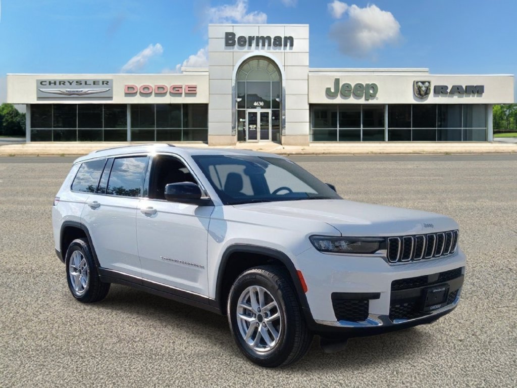 Used 2024 Jeep Grand Cherokee L Laredo AWD/4WD image 7