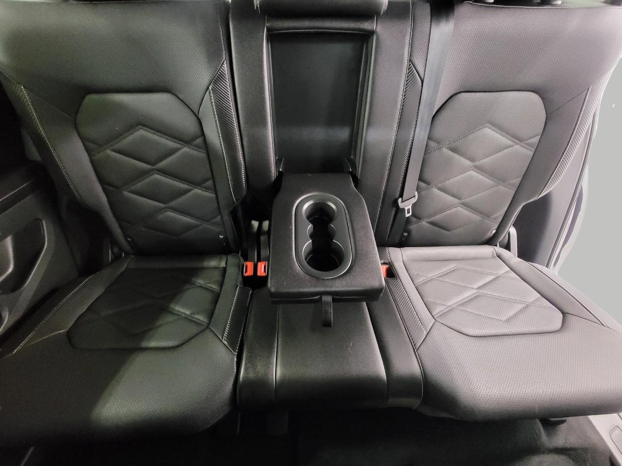 Used 2024 Volkswagen Atlas Cross Sport SE image 23