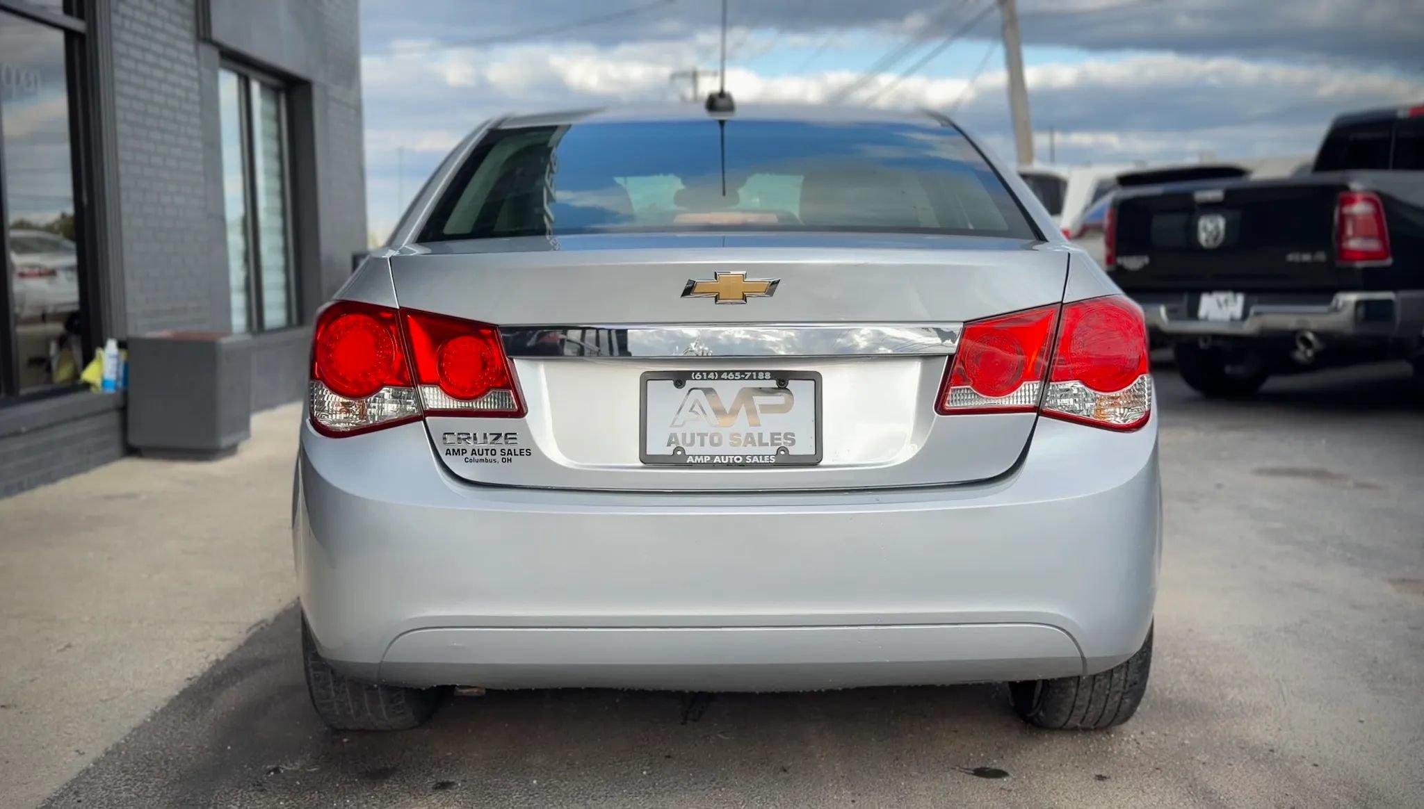 Used 2016 Chevrolet Cruze LT FWD image 3